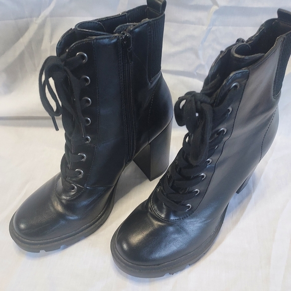 David Aaron Boots‎ Women's Size 7.5 - Picture 2 of 5